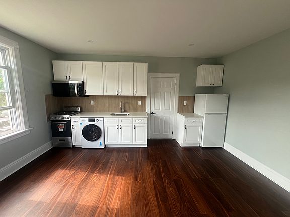 2nd image of 62 Woodland Ave Floor 3