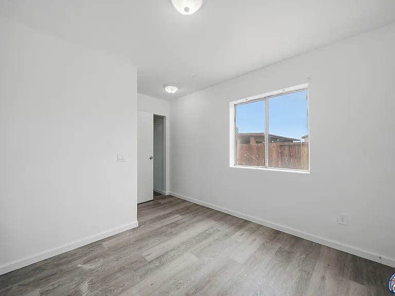 1077 Wozencraft St #2 — Photo 8