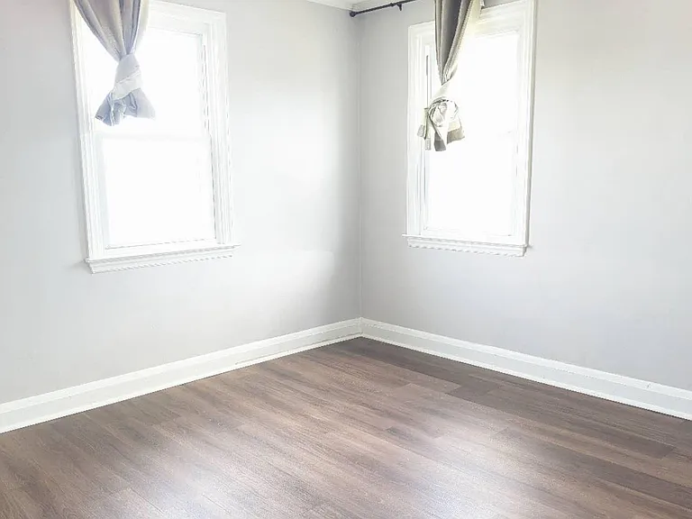 4610 College Ave — Photo 8
