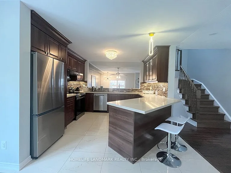 33 Guildpark Ptwy — Photo 9