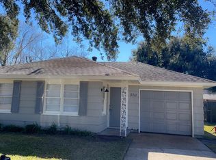 5311 Grant Ave, Groves, TX 77619