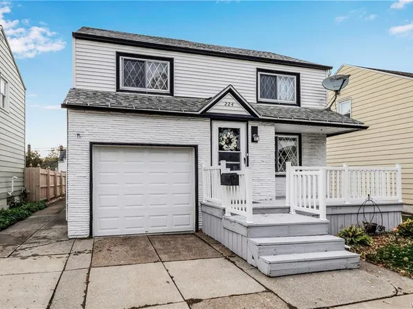 224 Zimmerman Blvd, Buffalo, NY 14223