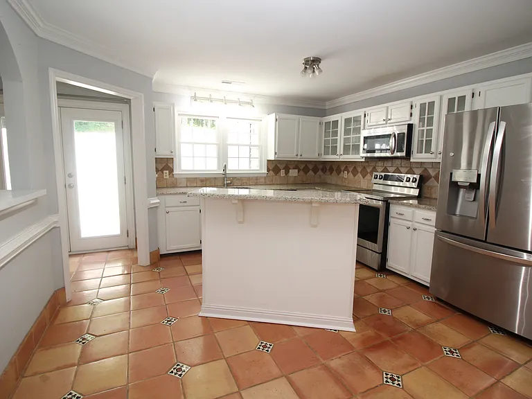 3 Cedar Knoll Dr — Photo 8