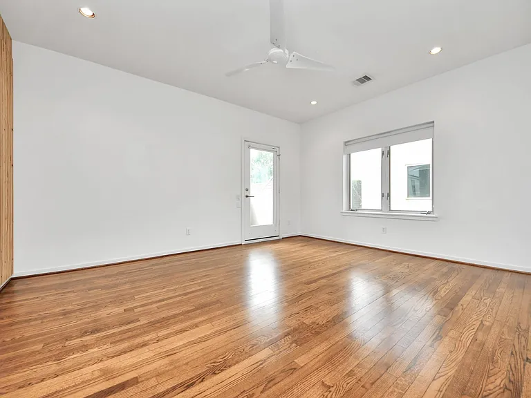 1823 Southmore Blvd — Photo 29