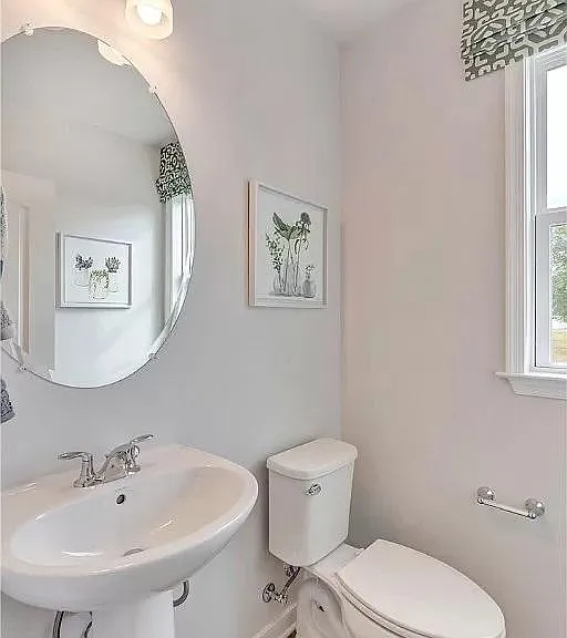 653 Rivanna Hill Rd — Photo 1