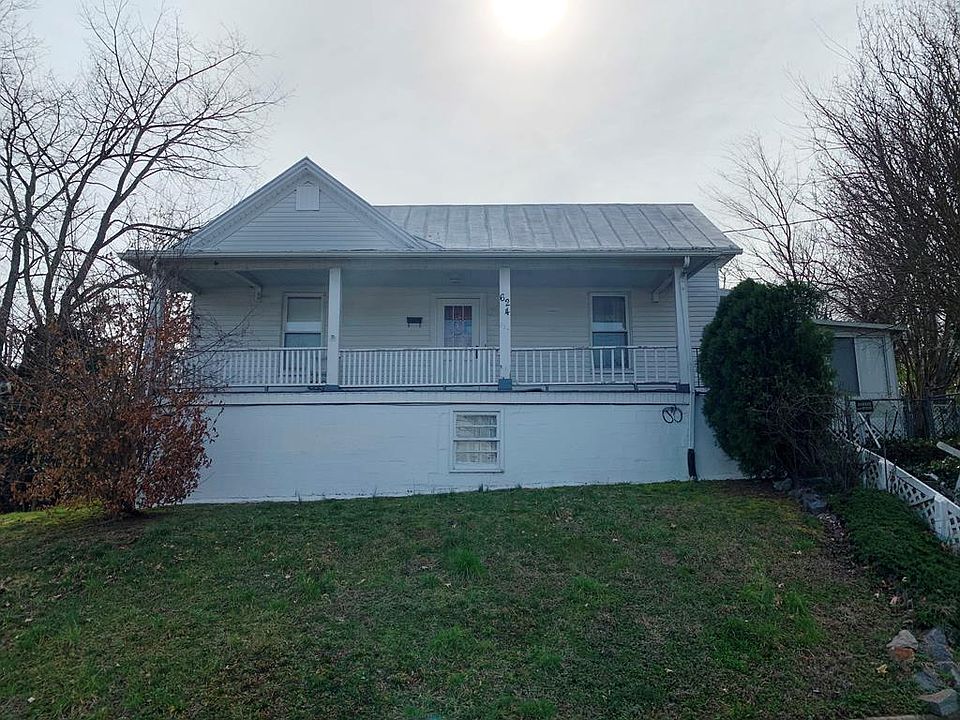1st image of 624 Cherry St