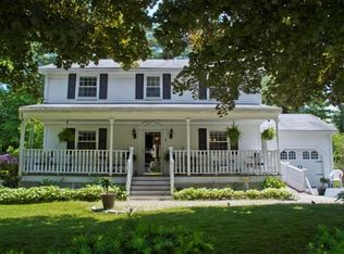 7 Dennis Dr, Burlington, MA 01803