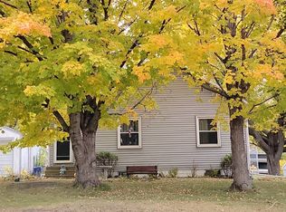 309 High St, Emmons, MN 56029