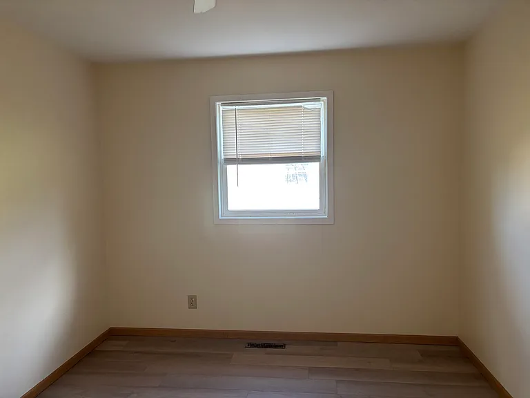 530 Terrace Dr — Photo 5