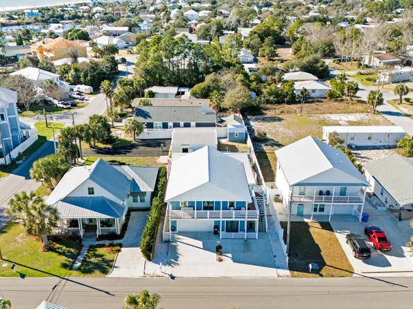 209 Oleander Dr, Panama City Beach, FL 32413