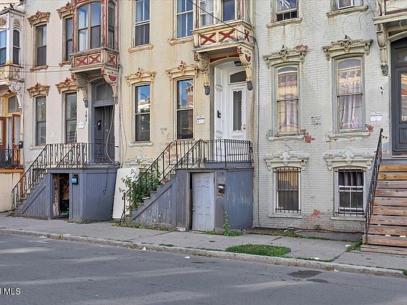 2nd image of 99 Lark Street