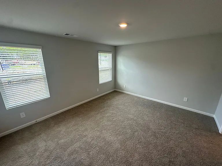 812 Quinn Dr — Photo 15