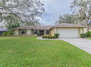3211 Thackery Way, Plant City, FL 33566