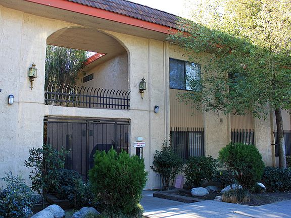 2nd image of 14740 Parthenia St #6