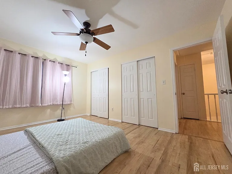 34 Almond Dr — Photo 21