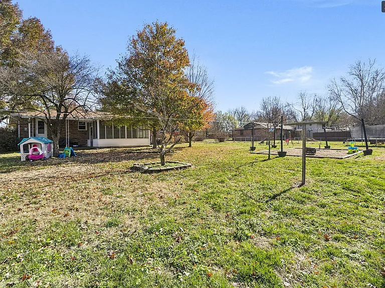 4267 S Ridgecrest Dr — Photo 4