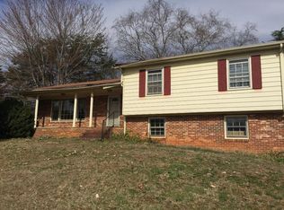 56 Oak Ridge Dr, Bassett, VA 24055