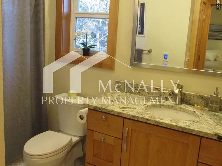 4208 Forest Beach Dr NW — Photo 12