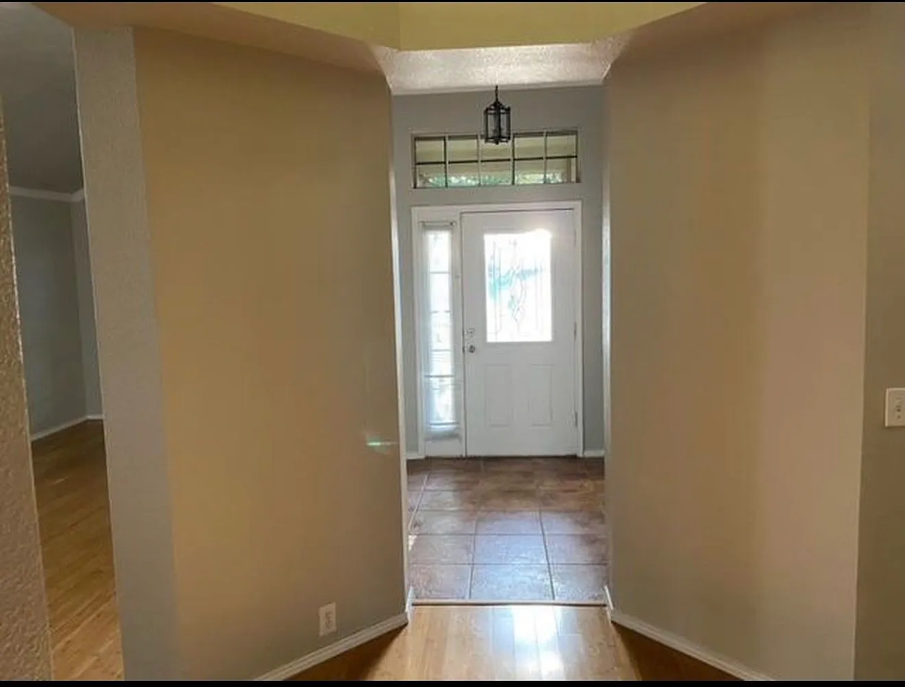 4 bed, 2065 sqft, $3,000 — Photo 2