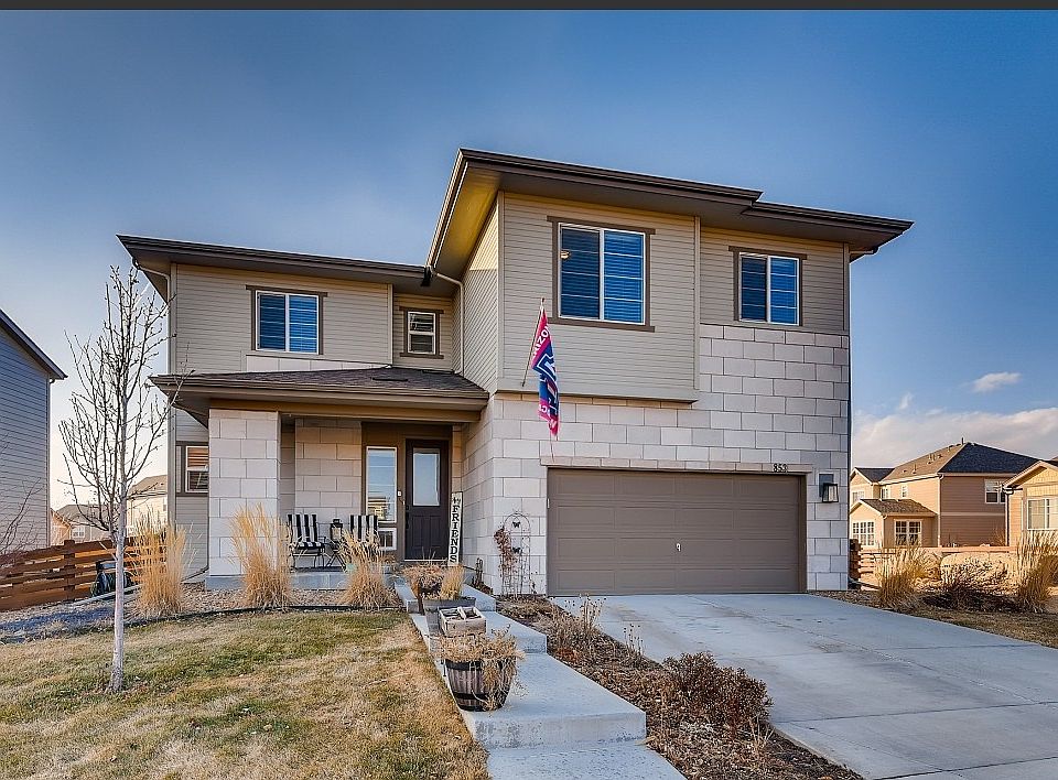 1st image of 853 Dawn Ave