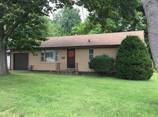 1020 N Woodlawn Ave, Decatur, IL 62522