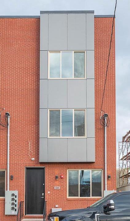 1st image of 725 N 39th St #1