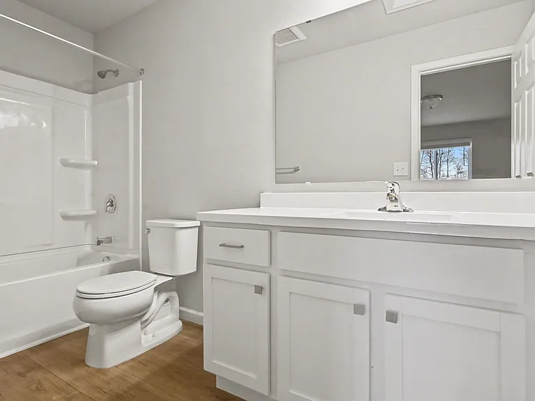 1630 Roosevelt Ct — Photo 11