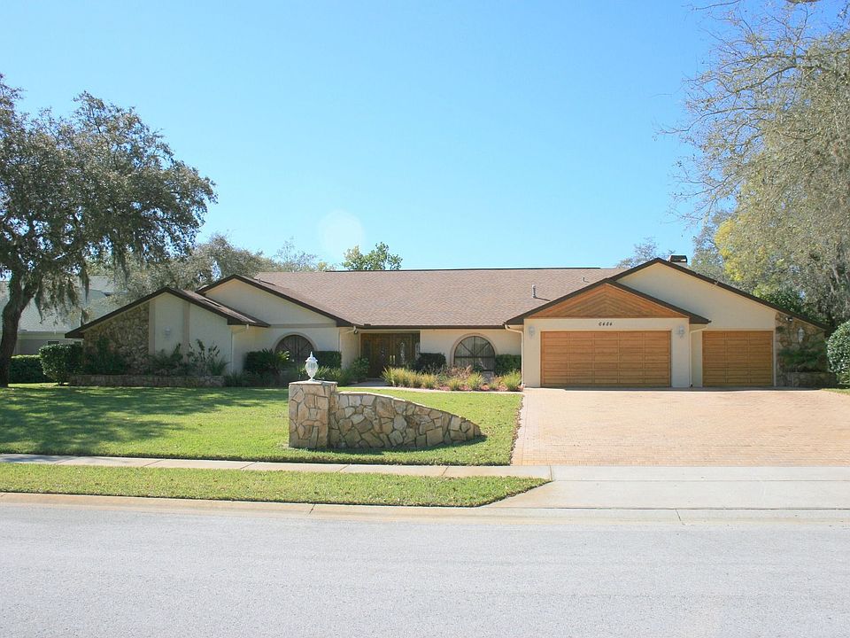 Elegant Lakefront Custom Home!