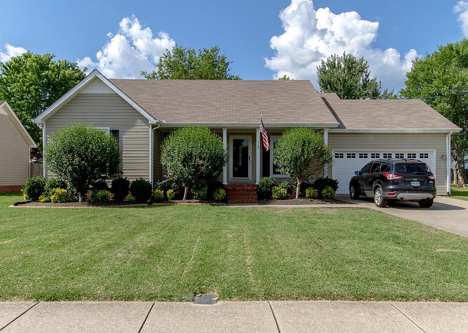 1st image of 1443 Amberwood Cir