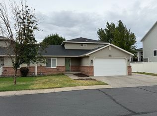 635 S Teresa St, Kaysville, UT 84037