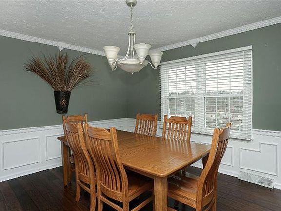 4th image of 3800 Hopemont Dr