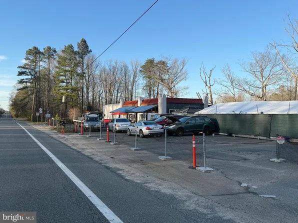 12439 Us Route 1 Hwy, Woodford, VA 22580