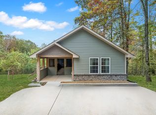 1011 Owen Ct, Ashland City, TN 37015
