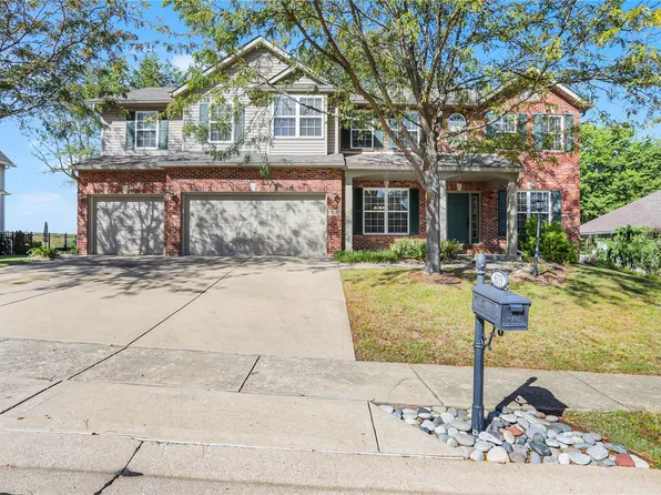 6119 Stone Wolfe Dr, Glen Carbon, IL 62034