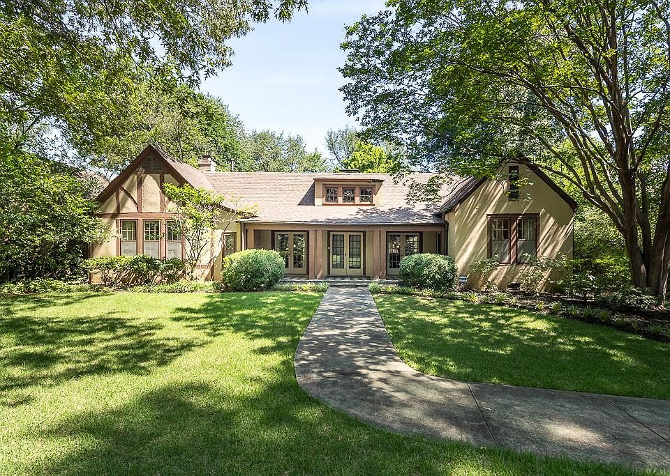 1st image of 3814 Woodland Dr
