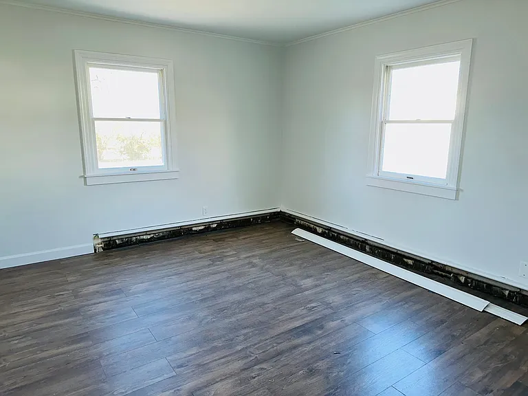 79 Hawkins Ave — Photo 11