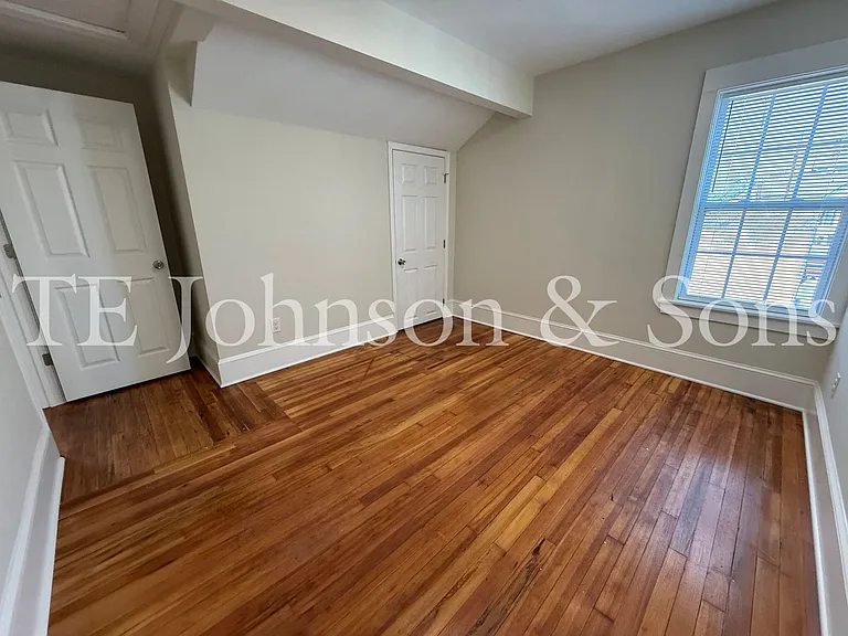 2106 S Main St #3 — Photo 10