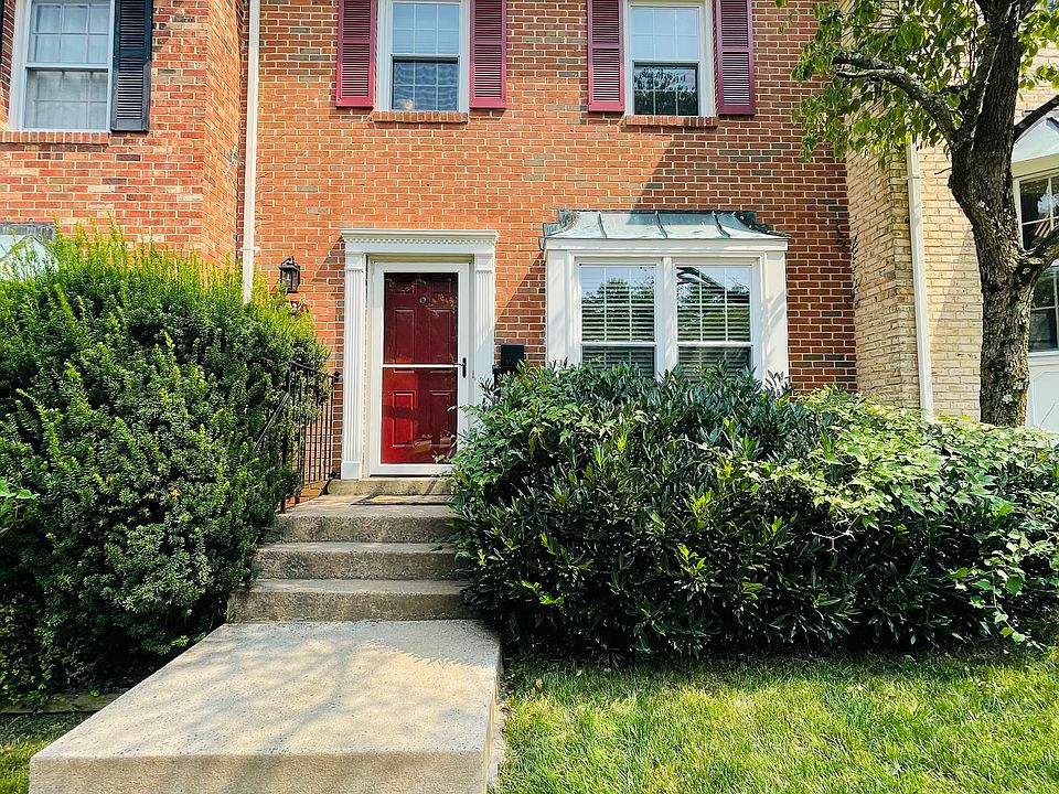 1st image of 7427 Chummley Ct