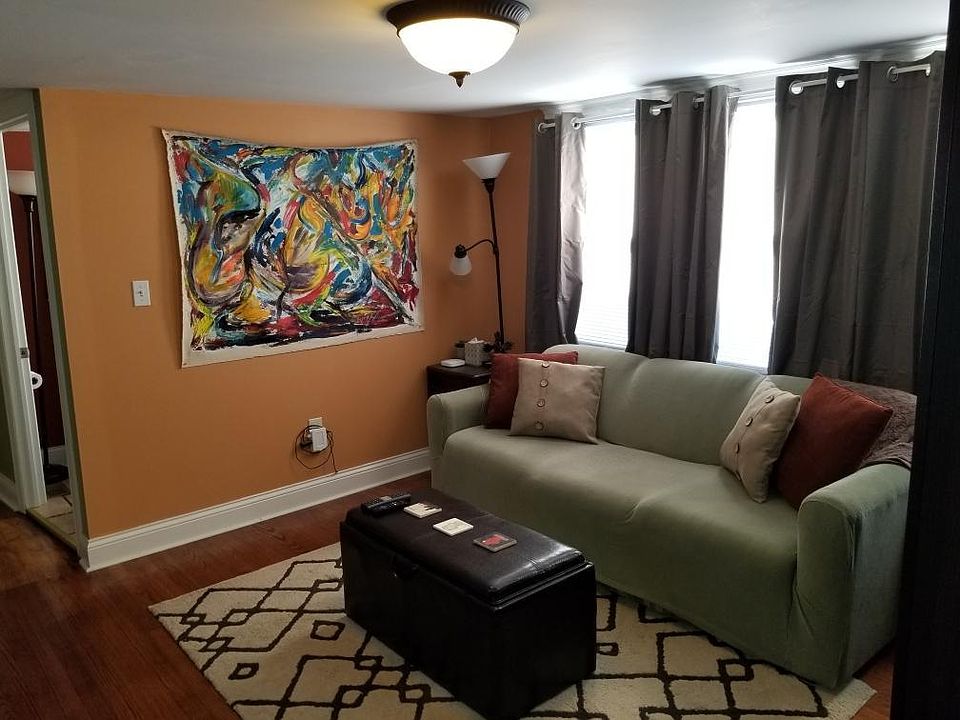 1st image of 3525 W 62nd Pl #2