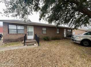 4212 N Edge Rd, Ayden, NC 28513