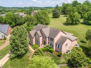 9015 Grey Pointe Dr, Brentwood, TN 37027