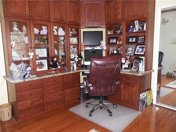 5th image of 1401 Gleneagles Dr