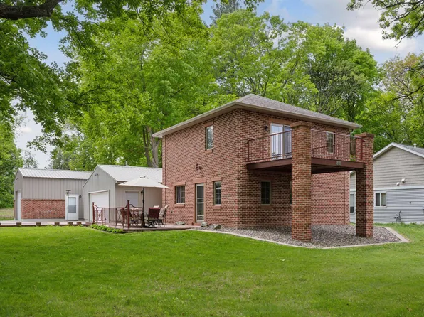 501 Lakeshore Blvd W, Onamia, MN 56359