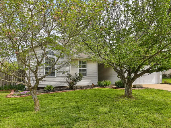 2521 E Logan Street, Republic, MO 65738
