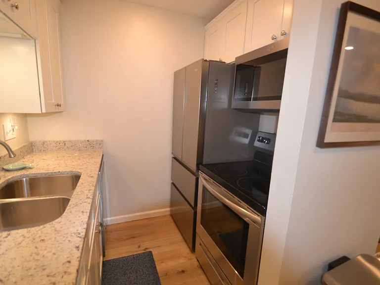 4815 Reading Rd #15 — Photo 6