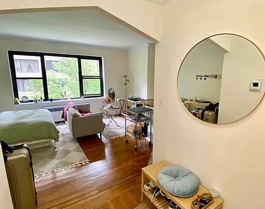 1st image of 239 E 39th St APT 2F
