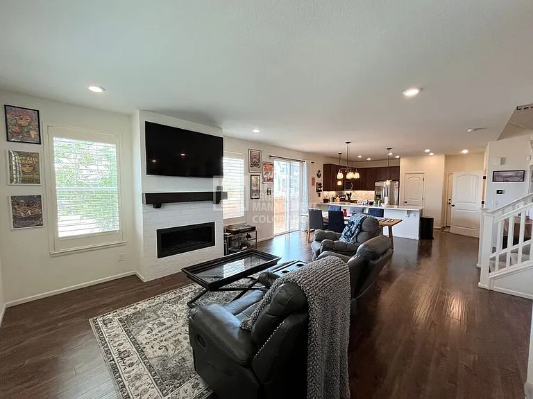 5992 Central Park Blvd — Photo 4
