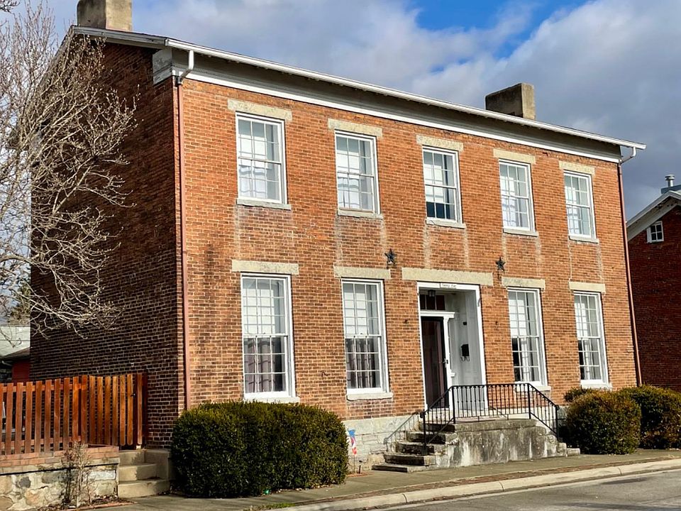 1st image of 29 E Dayton St