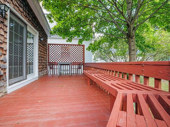 3rd image of 346 Penobscot Avenue