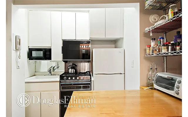 Sold by Douglas Elliman | media 6